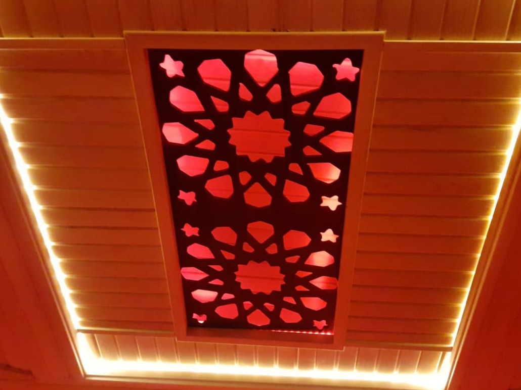 Sauna ve ahşap dinlenme odası