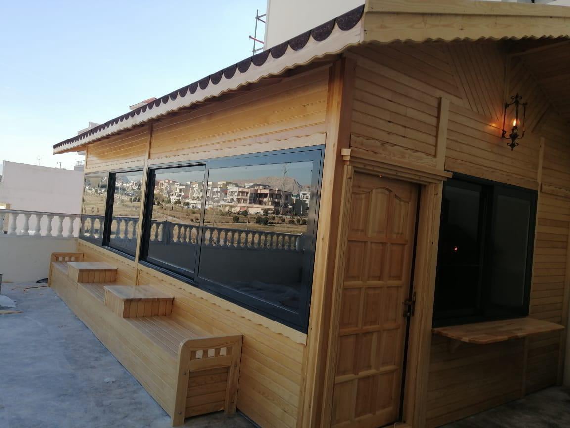 Sauna ve ahşap dinlenme odası